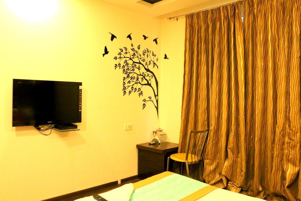 Hotel Benz International เดลี ภายนอก รูปภาพ