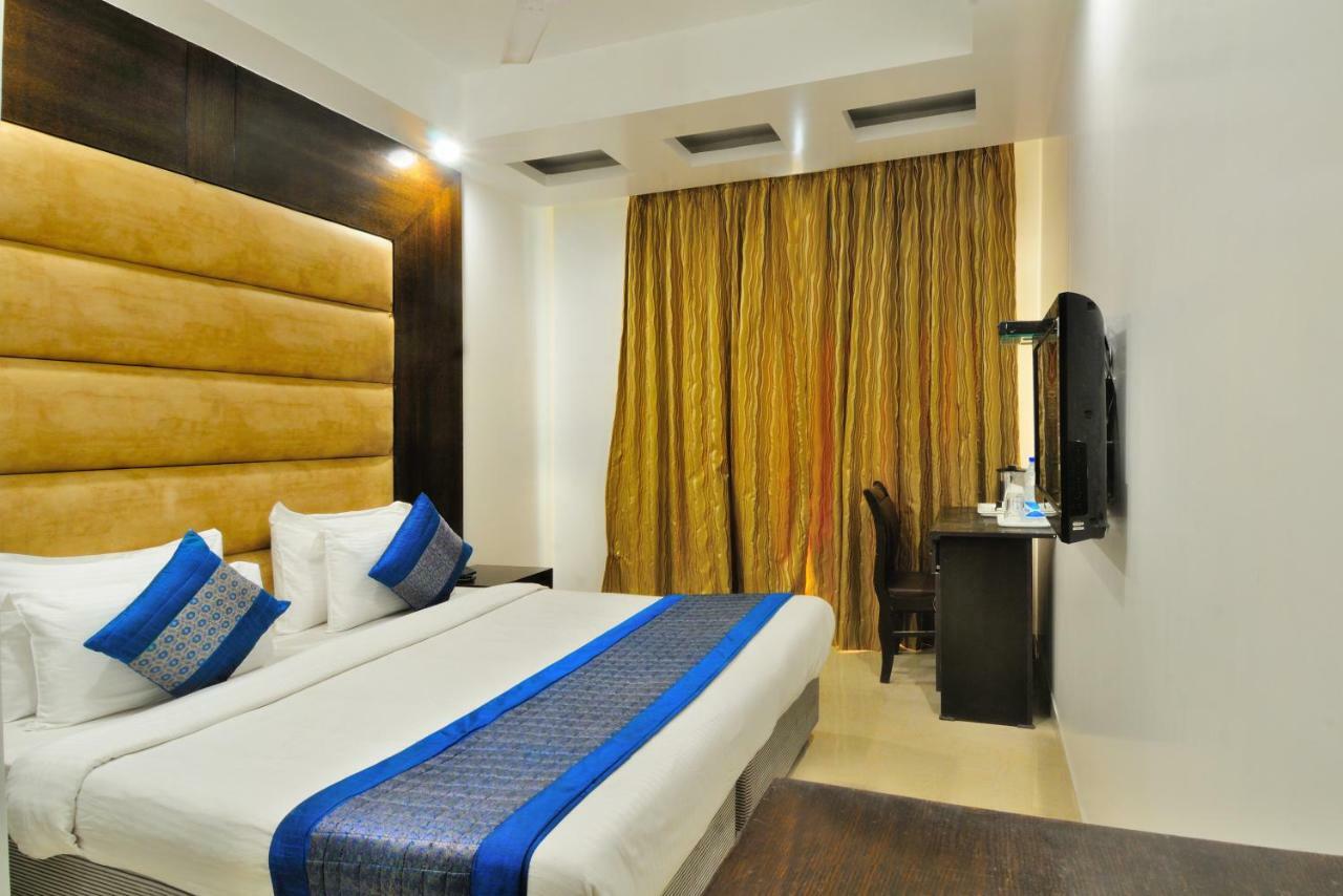 Hotel Benz International เดลี ภายนอก รูปภาพ
